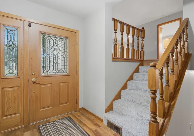 Photo 3 of Single family home for sale at 2704 13th Avenue Nw, Willmar, MN 56201 | MLS# 7135443 | Listing updated on 2026-09-15
