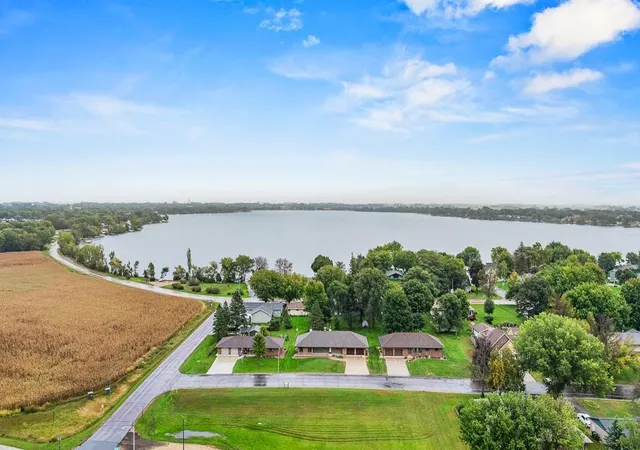 Photo 2 of Single family home for sale at 611 Dugdale Ave, Worthington, MN 56187 | MLS# 7135450 | Listing updated on 2026-10-07