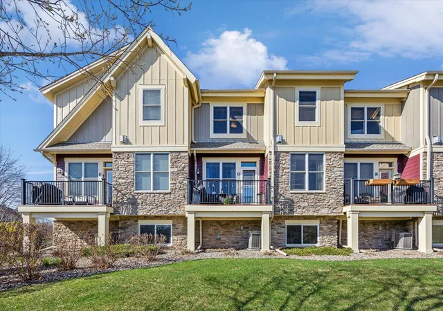 Photo 1 of Sale Pending at 10733 Falling Water Ln #B, Woodbury, MN 55129 | MLS# 7135458 | Listing updated on 2026-10-05