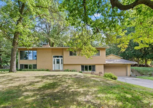 Photo 1 of Single family home for sale at 4550 N Benton Dr, Sauk Rapids, MN 56379 | MLS# 7135465 | Listing updated on 2026-09-08