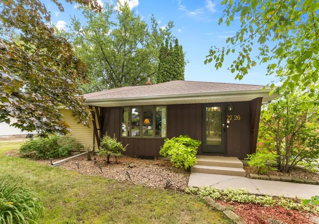 Photo 2 of Single family home for sale at 2726 Dellwood St, Saint Paul, MN 55113 | MLS# 7135469 | Listing updated on 2026-09-23