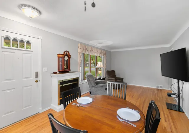 Photo 3 of Single family home for sale at 2726 Dellwood St, Saint Paul, MN 55113 | MLS# 7135469 | Listing updated on 2026-10-20