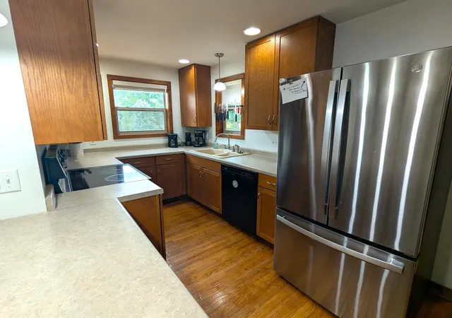 Photo 4 of Single family home for sale at 8270 E Main St, Winona, MN 55987 | MLS# 7135485 | Listing updated on 2026-09-01