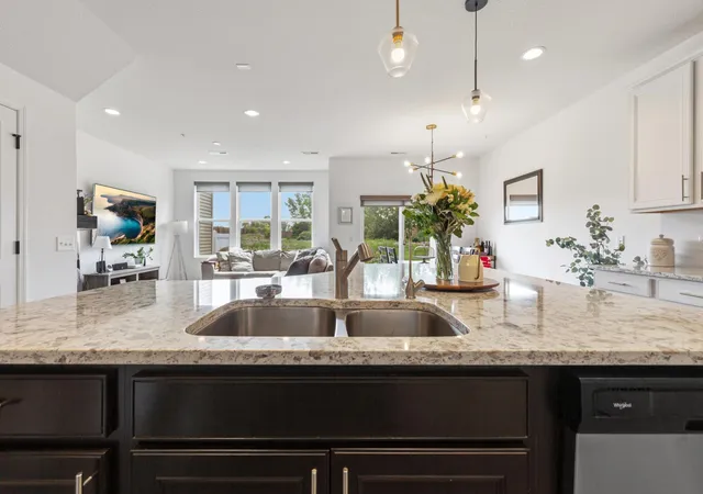 Photo 3 of Single family home for sale at 762 Stonegate Rd, Chanhassen, MN 55317 | MLS# 7135514 | Listing updated on 2026-09-25