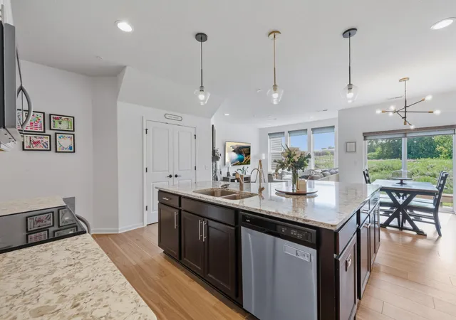 Photo 3 of Single family home for sale at 762 Stonegate Rd, Chanhassen, MN 55317 | MLS# 7135514 | Listing updated on 2026-09-25