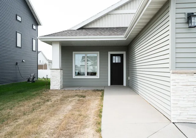 Photo 3 of Single family home for sale at 7463 17th St S, Fargo, ND 58104 | MLS# 7135581 | Listing updated on 2026-09-05