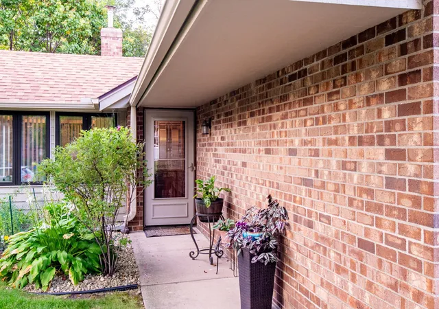 Photo 3 of Single family home for sale at 8906 Montegue Ter, Brooklyn Park, MN 55443 | MLS# 7135693 | Listing updated on 2026-09-12