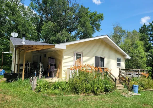 Photo 2 of Single family home for sale at 3097 Hwy 65, Mora, MN 55051 | MLS# 7135700 | Listing updated on 2026-10-02