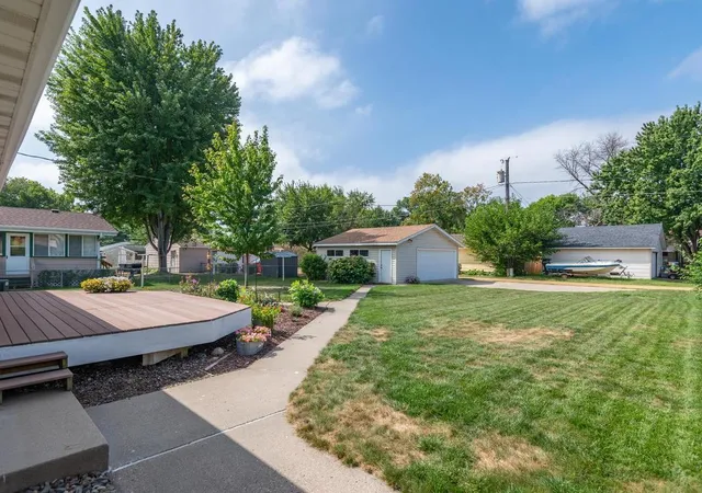 Photo 30 of Single family home for sale at 948 Main St S, Shakopee, MN 55379 | MLS# 7135710 | Listing updated on 2026-10-08