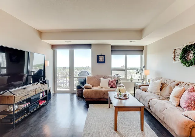 Photo 3 of Condo for sale at 929 Portland Ave #1807, Minneapolis, MN 55404 | MLS# 7135714 | Listing updated on 2026-08-30