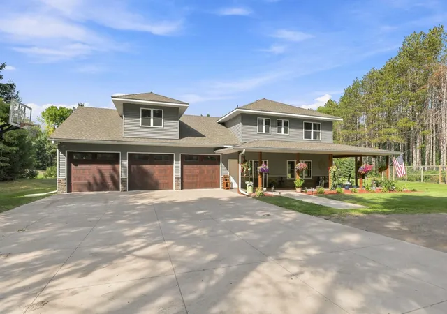 Photo 2 of Single family home for sale at 3339 277th Ave Nw, Isanti, MN 55040 | MLS# 7135761 | Listing updated on 2026-08-30