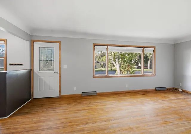 Photo 3 of Single family home for sale at 261 Dupont Ave NE, Hector, MN 55342 | MLS# 7135766 | Listing updated on 2026-09-01