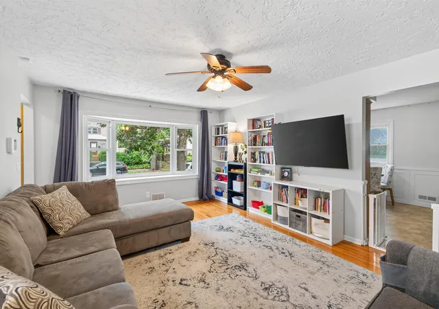 Photo 3 of Sale Pending at 4026 6th Street Ne, Minneapolis, MN 55421 | MLS# 7135777 | Listing updated on 2026-10-02