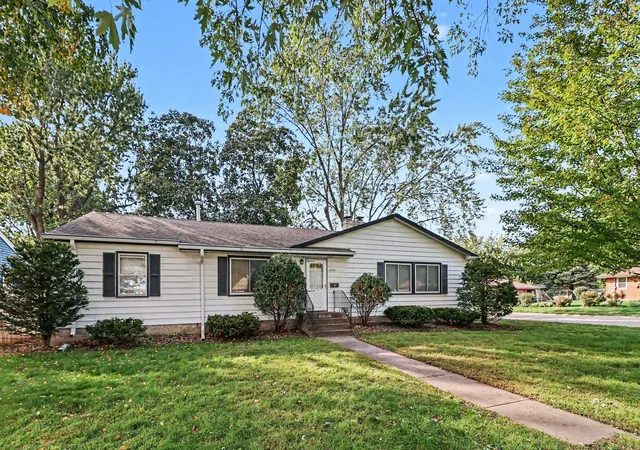 Photo 3 of Sale Pending at 6700 13th Avenue S, Minneapolis, MN 55423 | MLS# 7135813 | Listing updated on 2026-10-05