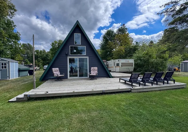 Photo 3 of Single family home for sale at 21197 Joas Beach Rd Ne, Kelliher, MN 56650 | MLS# 7135817 | Listing updated on 2026-09-24