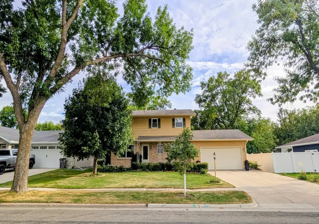 Photo 1 of Single family home for sale at 1207 22nd Avenue S, Moorhead, MN 56560 | MLS# 7135819 | Listing updated on 2026-09-07