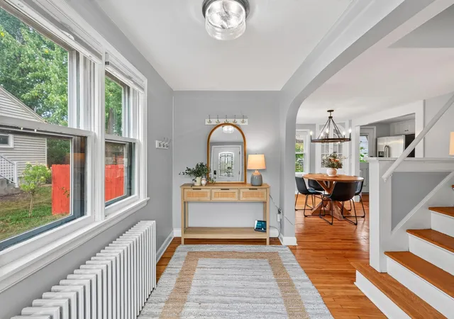 Photo 3 of Single family home for sale at 115 S Cedar St, Chaska, MN 55318 | MLS# 7135840 | Listing updated on 2026-09-04