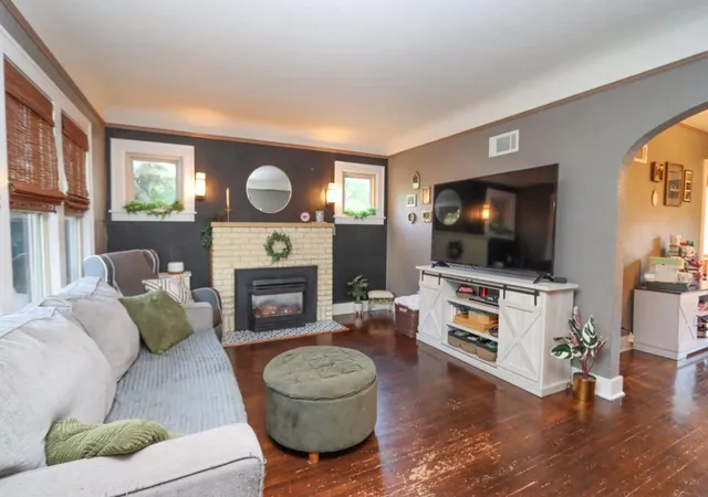Photo 4 of Single family home for sale at 115 Hinckley St, Mankato, MN 56001 | MLS# 7135841 | Listing updated on 2026-09-02