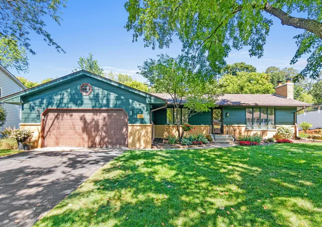 Photo 2 of Sale Pending at 302 Heritage Cir N, Burnsville, MN 55337 | MLS# 7135848 | Listing updated on 2026-09-19