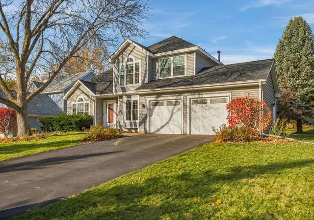 Photo 3 of Single family home for sale at 12691 Edinborough Way, Saint Paul, MN 55124 | MLS# 7135865 | Listing updated on 2026-10-31