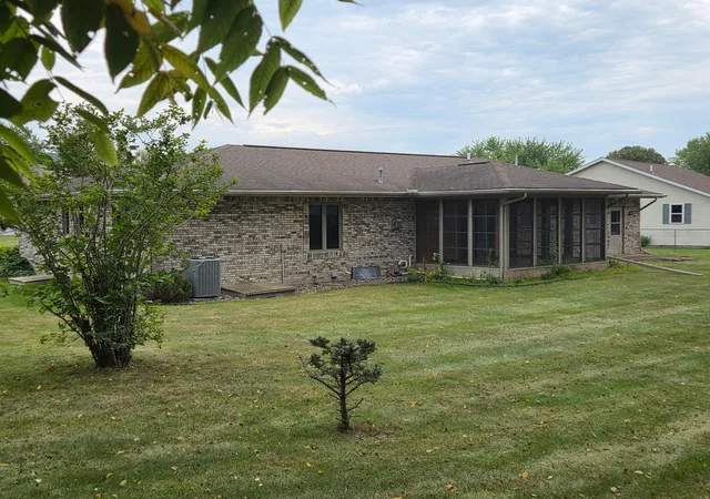Photo 3 of Sale Pending at 1107 Scenic View Ct, Rushford, MN 55971 | MLS# 7135897 | Listing updated on 2026-09-04