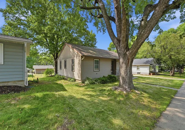 Photo 2 of Single family home for sale at 123 12th Avenue N, Waite Park, MN 56387 | MLS# 7135906 | Listing updated on 2026-09-05