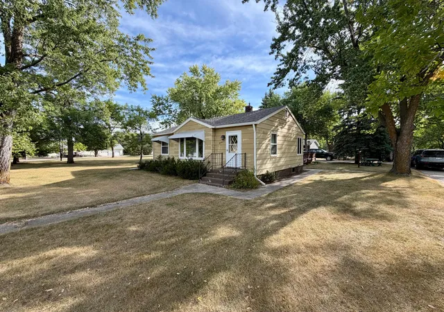 Photo 2 of Sale Pending at 214 2nd Street, Hawley, MN 56549 | MLS# 7135927 | Listing updated on 2026-09-05