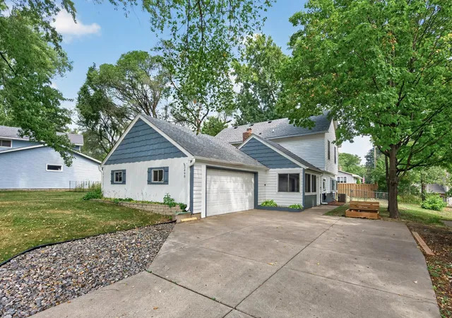 Photo 1 of Single family home for sale at 3498 Midland Ct, Saint Paul, MN 55110 | MLS# 7135986 | Listing updated on 2026-09-23