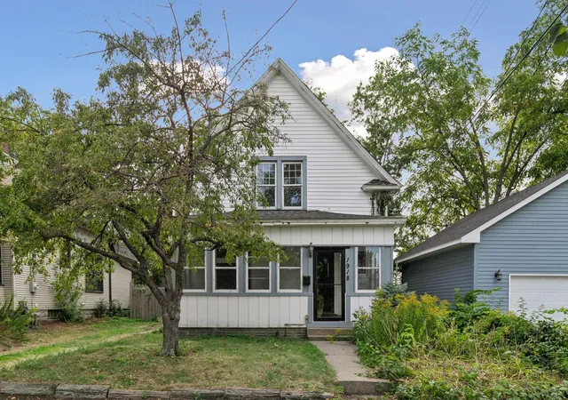 Photo 2 of Single family home for sale at 1918 Quincy St Ne, Minneapolis, MN 55418 | MLS# 7135991 | Listing updated on 2026-09-13