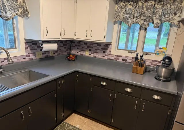 Photo 3 of Single family home for sale at 980 S Main St, Zumbrota, MN 55992 | MLS# 7135994 | Listing updated on 2026-09-20