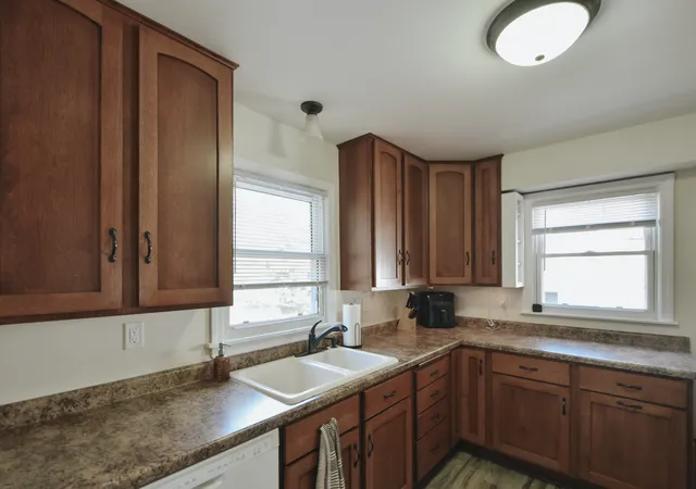 Photo 2 of Single family home for sale at 1616 Greenwood St, Red Wing, MN 55066 | MLS# 7136002 | Listing updated on 2026-09-14