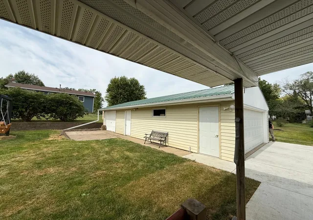 Photo 36 of Single family home for sale at 716 Conliffe Ave Sw, Faribault, MN 55021 | MLS# 7136009 | Listing updated on 2026-09-01