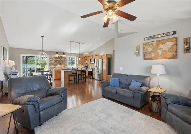 Photo 4 of Single family home for sale at 1617 86th Avenue, Hammond, WI 54015 | MLS# 7136019 | Listing updated on 2026-09-22