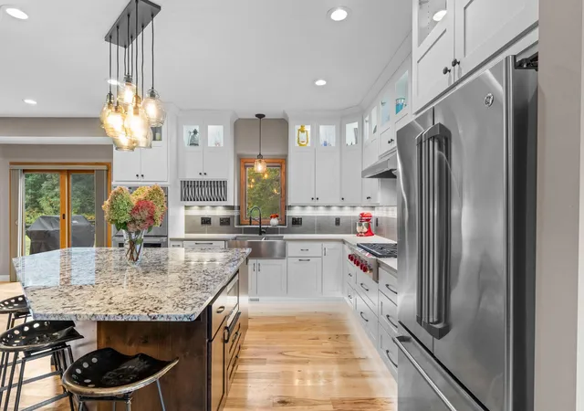 Photo 4 of Single family home for sale at 1435 Wildflower Ln, Chaska, MN 55318 | MLS# 7136034 | Listing updated on 2026-10-06
