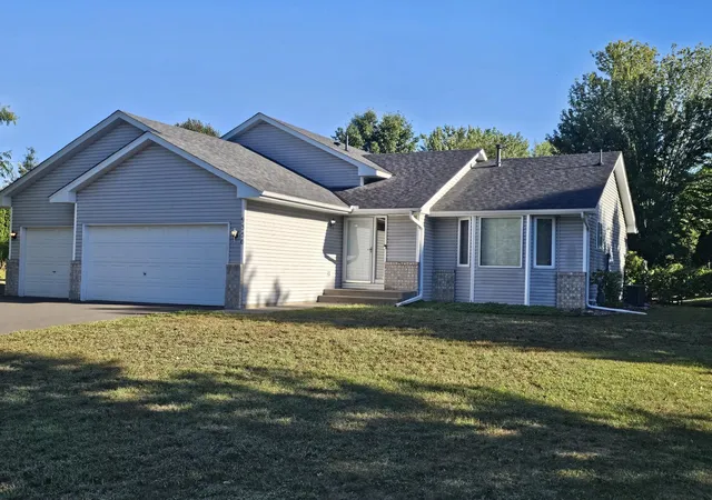 Photo 1 of Single family home for sale at 9350 Parkside Dr, Saint Paul, MN 55125 | MLS# 7136045 | Listing updated on 2026-10-05