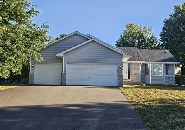 Photo 2 of Single family home for sale at 9350 Parkside Dr, Saint Paul, MN 55125 | MLS# 7136045 | Listing updated on 2026-10-05