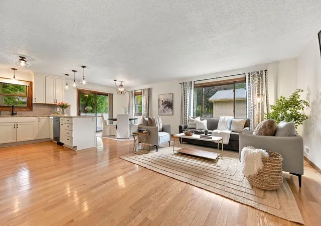 Photo 2 of Single family home for sale at 1602 Long Lake Rd, Saint Paul, MN 55112 | MLS# 7136051 | Listing updated on 2026-10-20