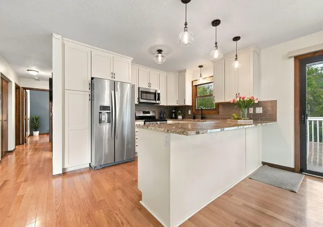 Photo 3 of Single family home for sale at 1602 Long Lake Rd, Saint Paul, MN 55112 | MLS# 7136051 | Listing updated on 2026-09-20