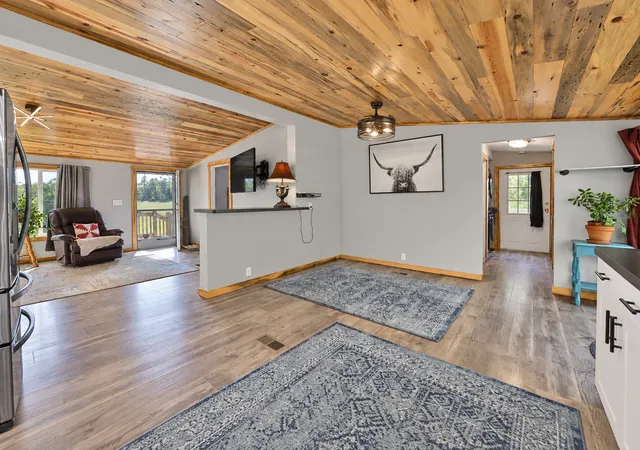 Photo 4 of Single family home for sale at 15821 Nokay Lake Rd, Brainerd, MN 56401 | MLS# 7136059 | Listing updated on 2026-10-06