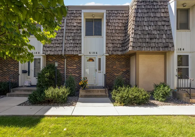 Photo 3 of Single family home for sale at 6186 Golden Valley Rd, Minneapolis, MN 55422 | MLS# 7136060 | Listing updated on 2026-09-19