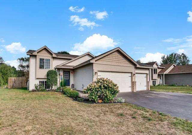 Photo 1 of Single family home for sale at 23563 Marigold St Nw, Saint Francis, MN 55070 | MLS# 7136061 | Listing updated on 2026-09-23