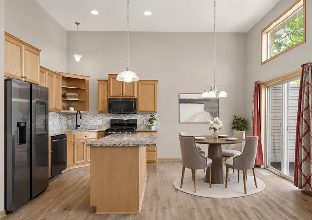 Photo 4 of Single family home for sale at 11631 Prospect Curv, Saint Paul, MN 55129 | MLS# 7136062 | Listing updated on 2026-10-05