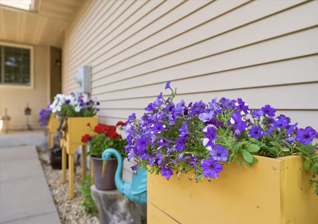Photo 4 of Single family home for sale at 1421 Roberts Rd, Buffalo, MN 55313 | MLS# 7136082 | Listing updated on 2026-09-16