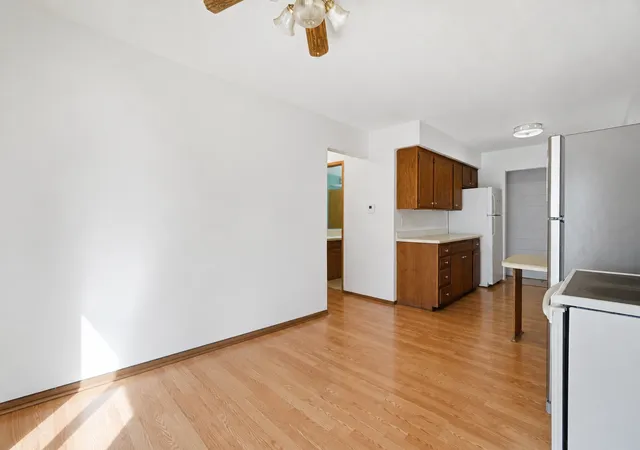 Photo 4 of Townhouse for sale at 1561 Clarence St, Saint Paul, MN 55106 | MLS# 7136096 | Listing updated on 2026-09-15