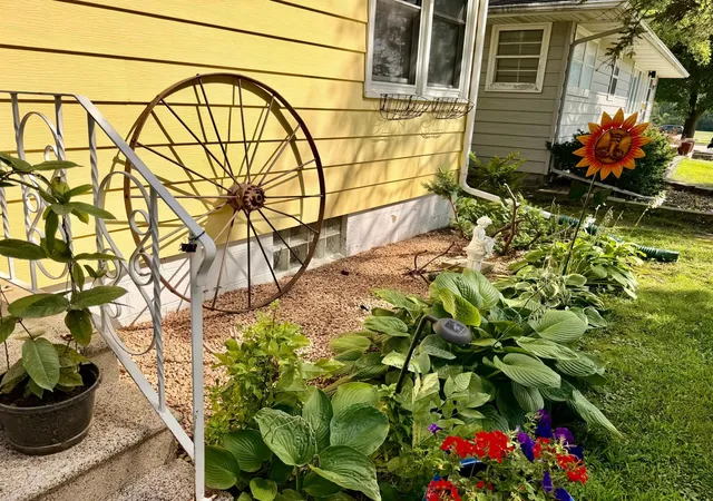 Photo 4 of Single family home for sale at 405 SE 15th Street, Austin, MN 55912 | MLS# 7136108 | Listing updated on 2026-09-18