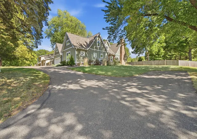Photo 2 of Single family home for sale at 7181 W 192nd Avenue, Eden Prairie, MN 55346 | MLS# 7136121 | Listing updated on 2026-09-19
