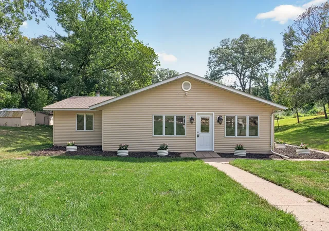 Photo 3 of Single family home for sale at 20192 Akin Rd, Farmington, MN 55024 | MLS# 7136137 | Listing updated on 2026-09-03