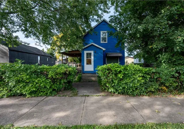 Photo 1 of Sale Pending at 220 W Howard Ave, Keewatin, MN 55753 | MLS# 7136149 | Listing updated on 2026-09-24