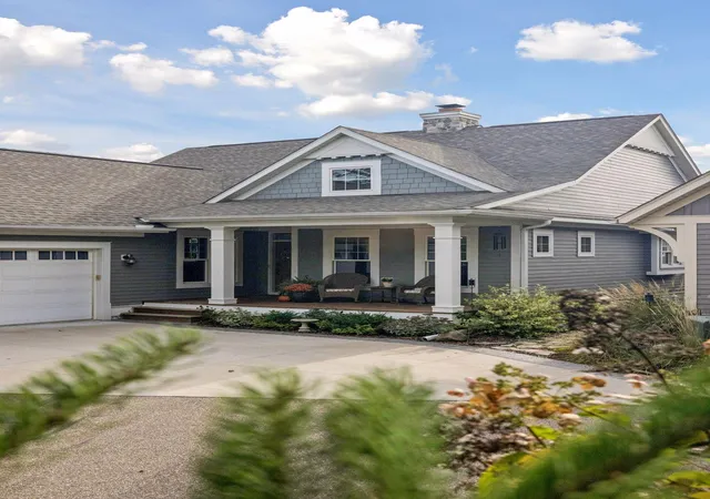 Photo 1 of Single family home for sale at 3726 Planting Green, Stillwater, MN 55082 | MLS# 7136154 | Listing updated on 2026-10-07