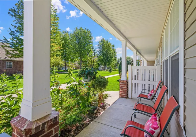 Photo 2 of Single family home for sale at 4828 Bisset Ln #8505, Inver Grove Heights, MN 55076 | MLS# 7136157 | Listing updated on 2026-09-21